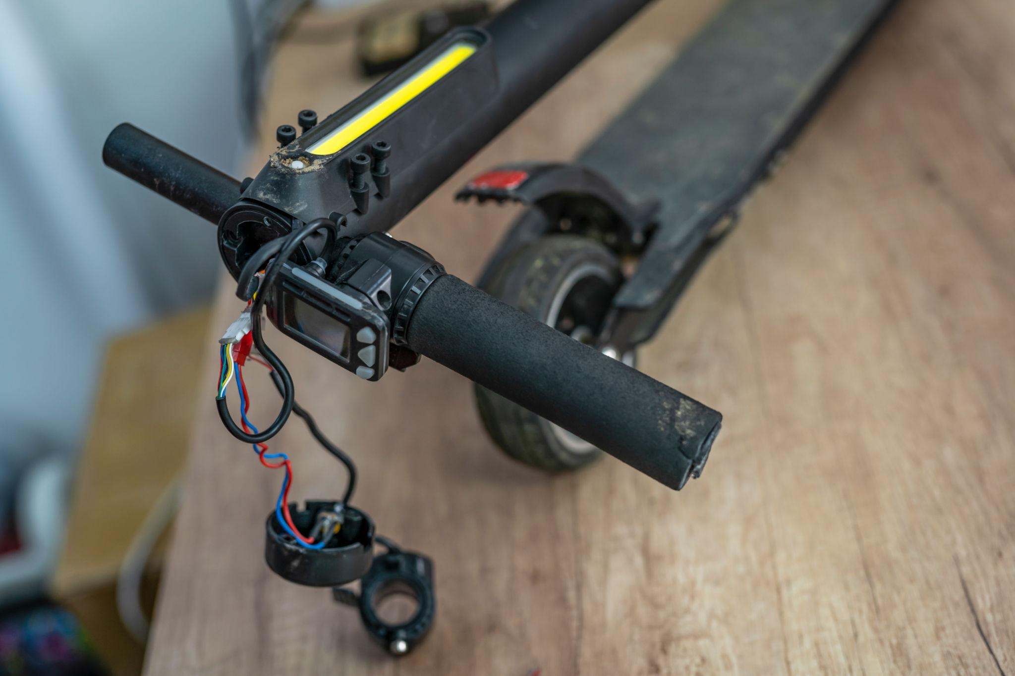 E-Scooter Display-Defekt und LCD-Bildschirm